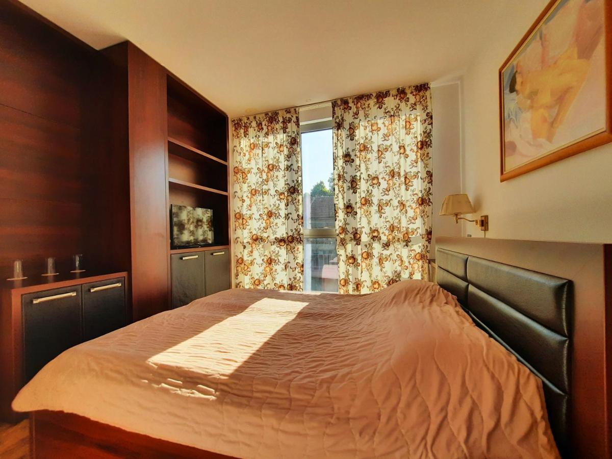 Hotel City Плевна Экстерьер фото
